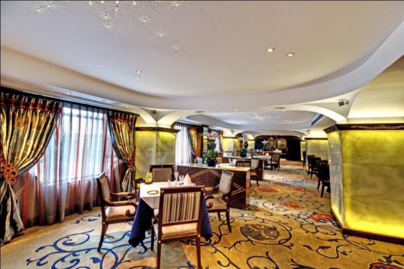 Hotel Lisboa Macao Esterno foto